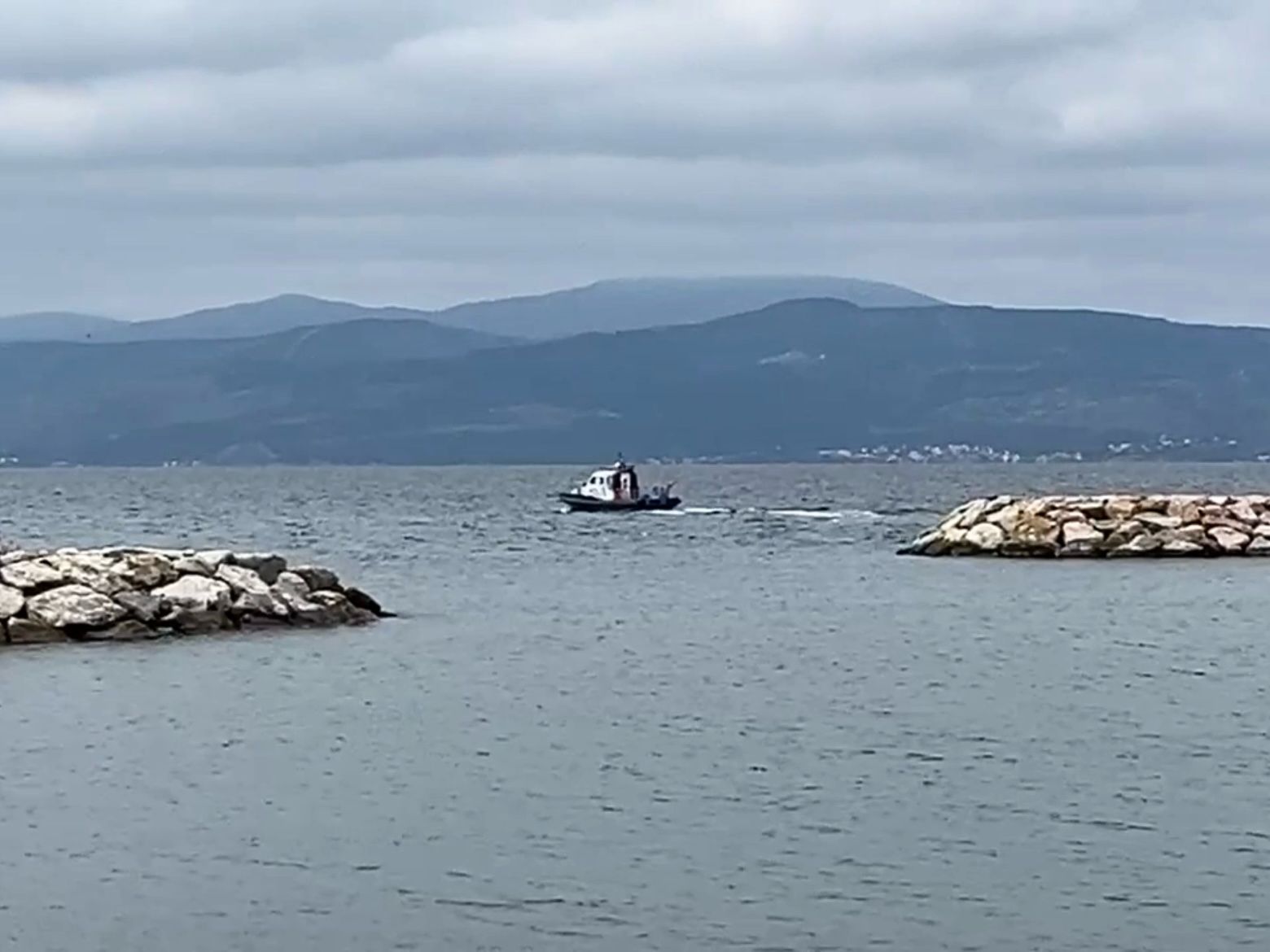 Kayıp mürettebatı bulmak için dip akıntı takip ediliyor Marmara Denizi’nde batan kuru yük gemisinin kayıp mürettebatını arama çalışmaları