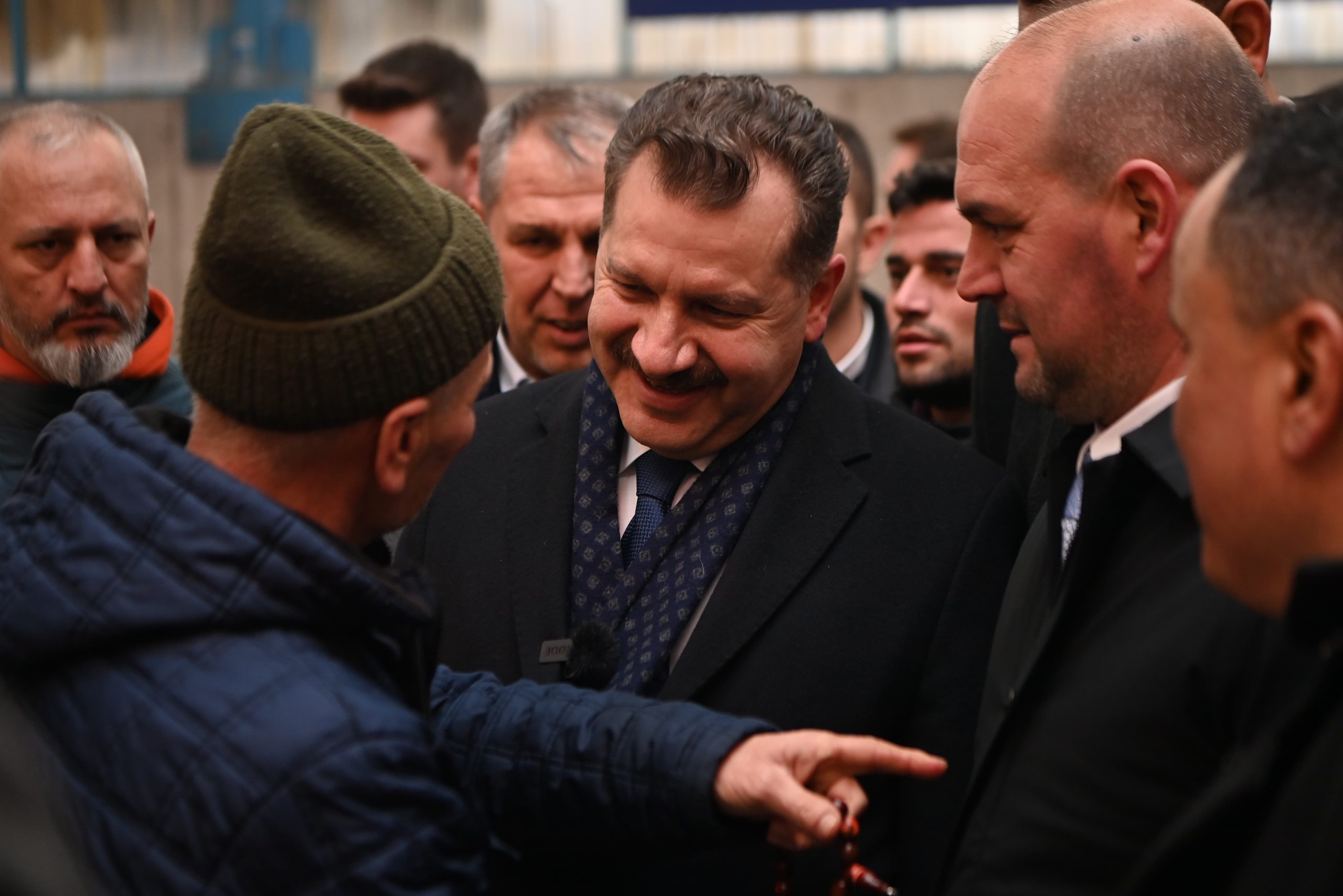 Savaştepe’de Yücel Yılmaz’a sevgi seli Balıkesir Büyükşehir Belediye Başkanı Yücel Yılmaz, Savaştepe’de büyük bir ilgi