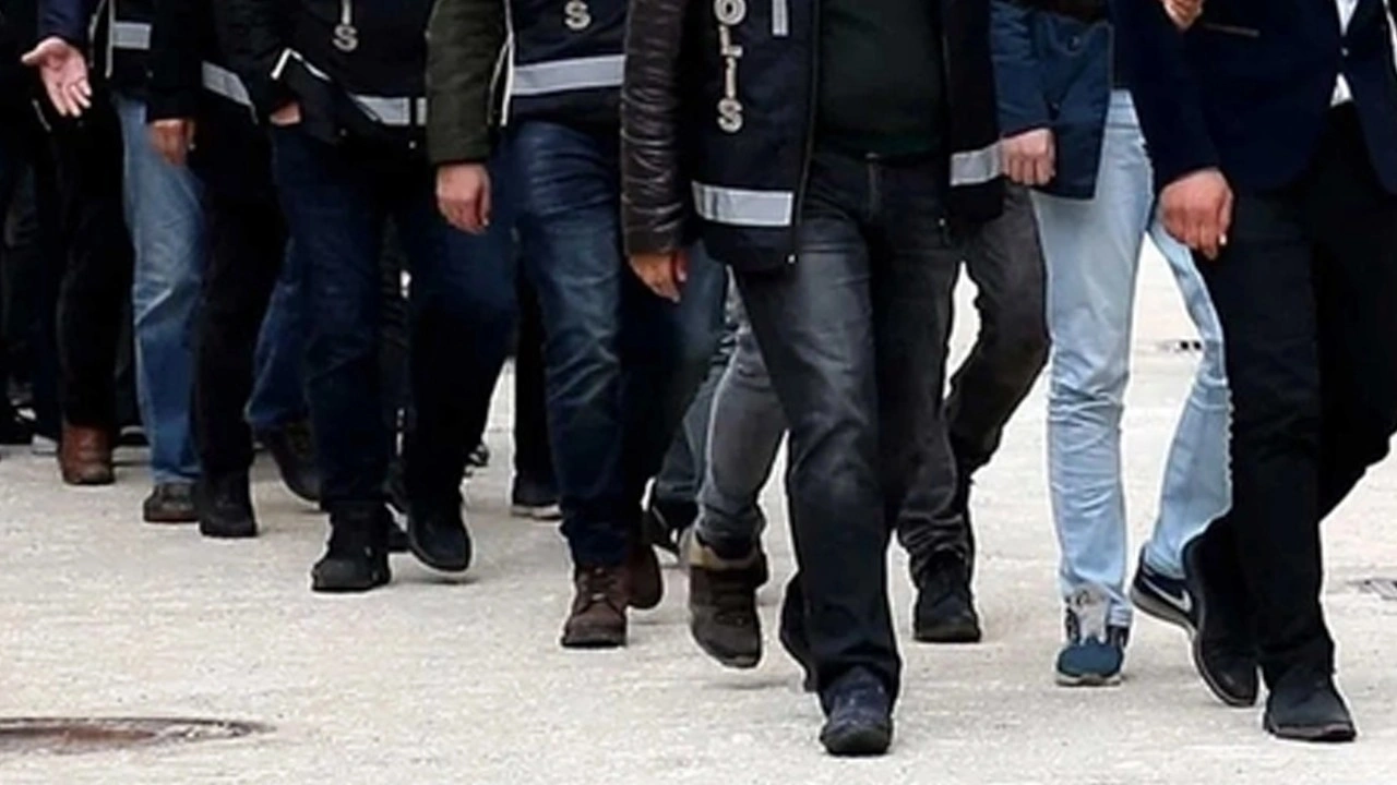 Bandırma’da Göçmen Kaçakçılığı ile Mücadele Balıkesir’in Bandırma ilçesinde Göçmen Kaçakçılığı ile Mücadele ve Hudut Kapıları