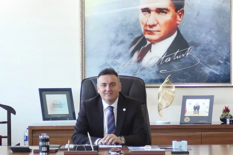 CHP BANDIRMA İLÇE TEŞKİLATI’NDA SES GETİREN İSTİFA Türkiye’nin tek CHP üyesi Ticaret Odası Başkanı olan Bandırma Ticaret