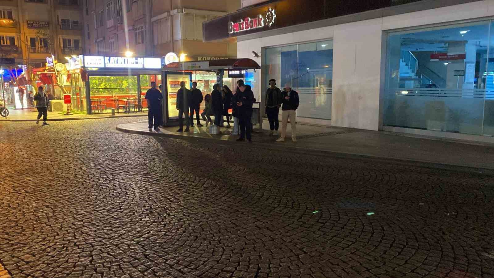 Çanakkale’de 4.9’luk deprem AFAD, Çanakkale merkezli 4.9 büyüklüğünde deprem olduğunu açıkladı. AFAD verilerine