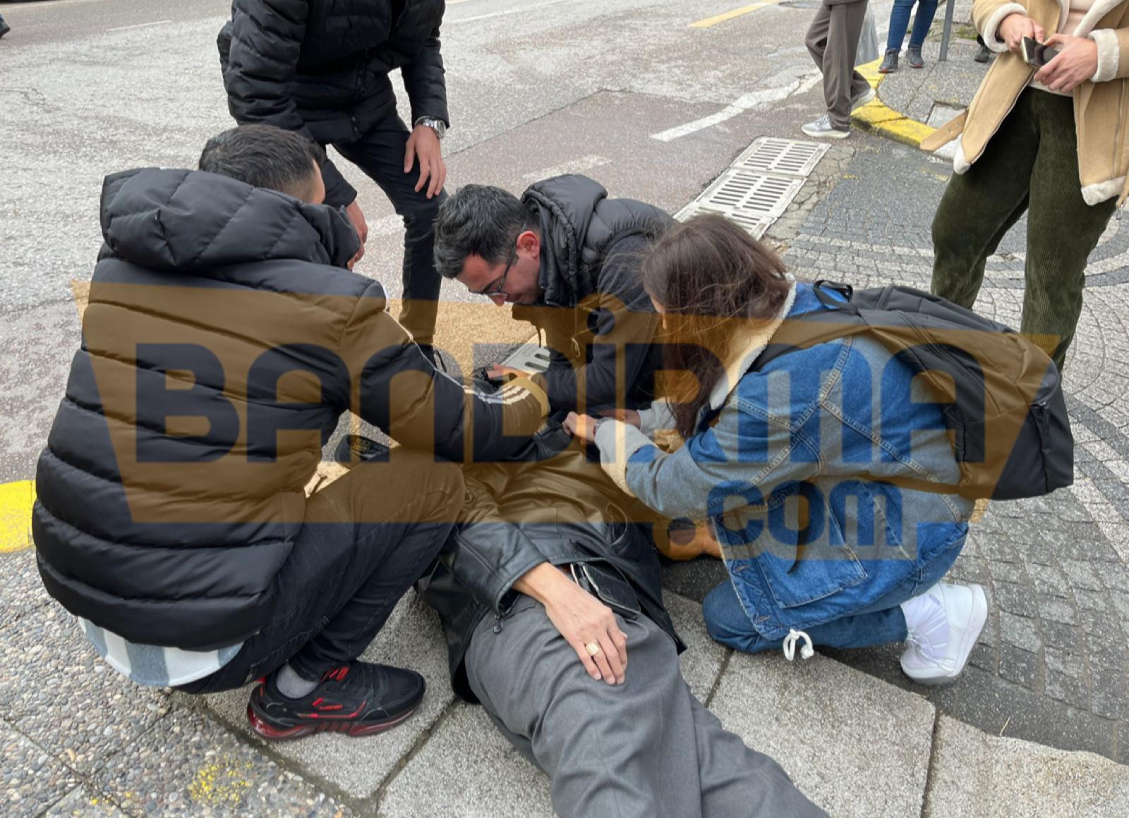 BAŞI DÖNEREK DÜŞEN YAŞLI ADAM YARALANDI Atatürk Caddesi’nde yürürken başı dönen yaşlı adam, düşerek başını kaldırım