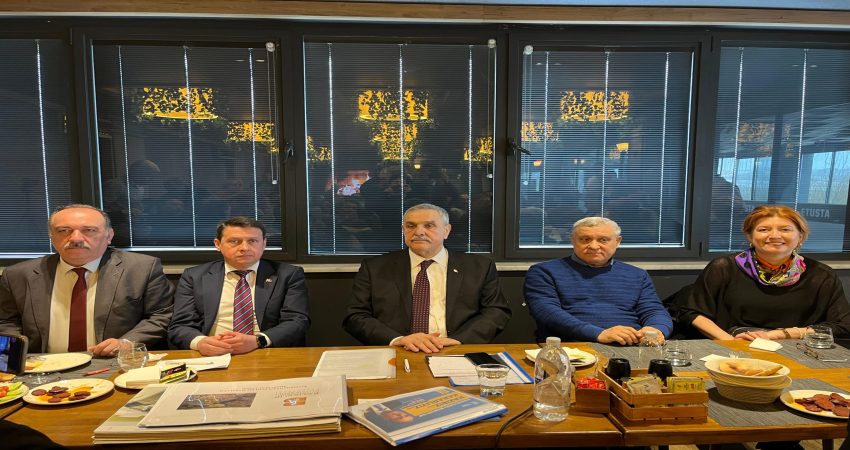 Cumhur İttifakı Belediye Başkan Adayı Cemal Öztaylan, düzenlediği basın toplantısında