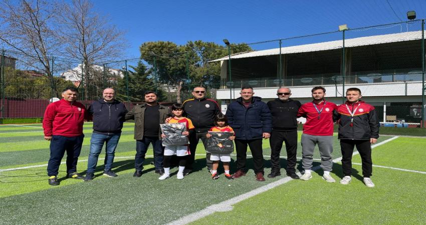 Bandırma Galatasaray Futbol Okulu’nun iki öğrencisi, Galatasaray Futbol Akademileri tarafından