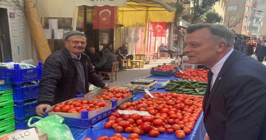 İYİ PARTİ BANDIRMA BELEDİYE BAŞKAN ADAYI ORHAN CAN VATANDAŞIN SORUNLARINI YERİNDE TESPİT EDİYOR İYİ Parti Belediye Başkan adayı Uzm. Dr. Orhan Can, Pazartesi