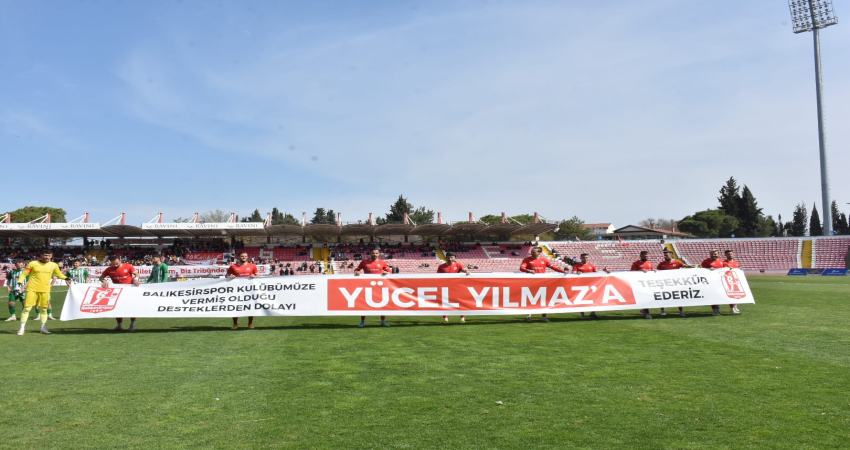 Bir gol Sultabeyli’ye bir gol Ahmet Akın’a Ahmet Akın kendisi için tezahüratlar duyacağını sanarak büyük bir hevesle