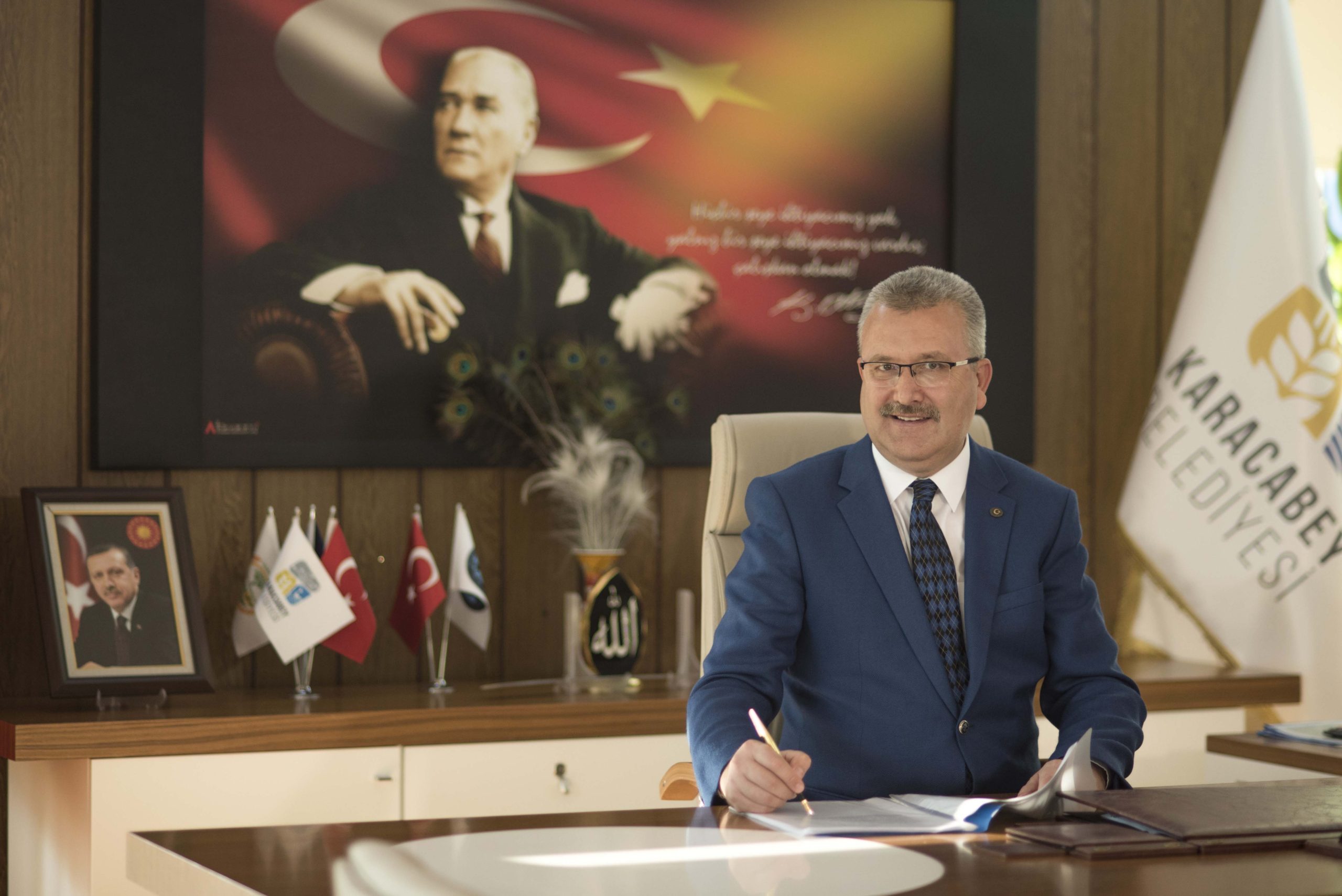 Karacabey Belediyesi tarafından, kent genelinde metruk binalarla mücadele hız kesmiyor.