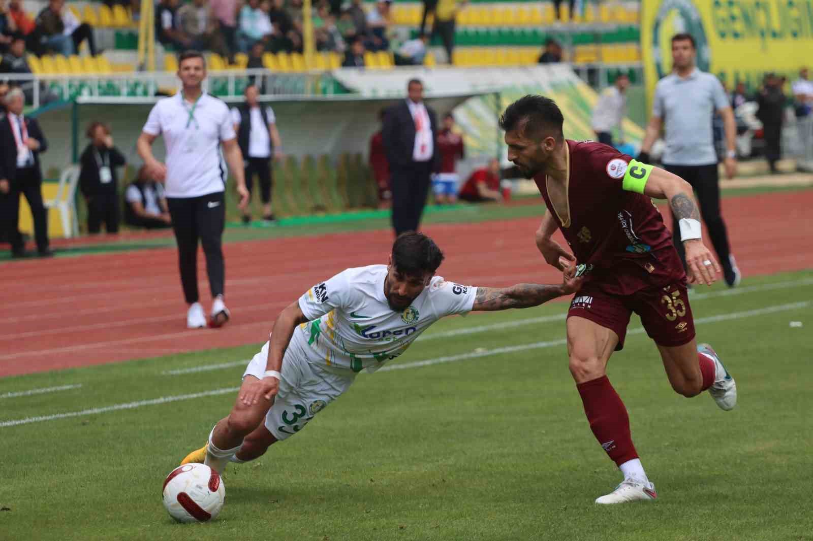 1. Lig’in 30. haftasında Şanlıurfaspor evinde karşılaştığı Bandırmaspor ile 1-1
