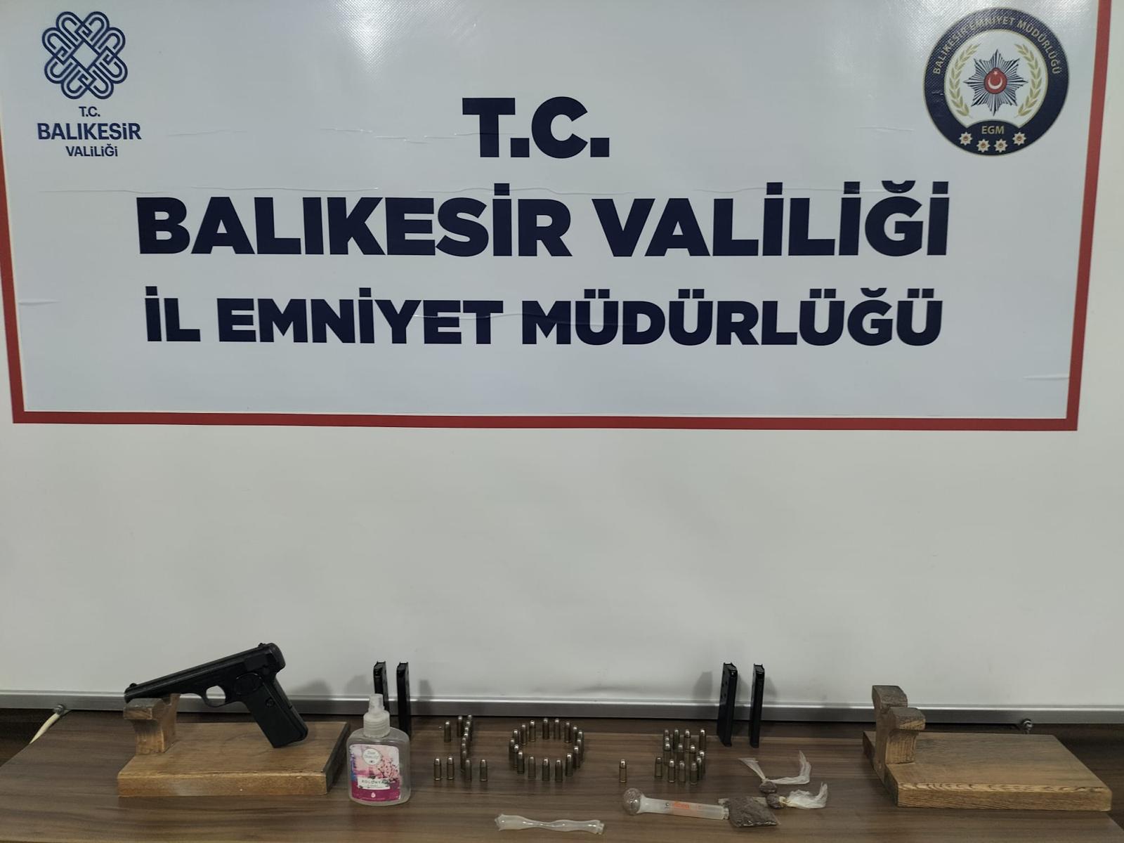 Bandırma İlçe Emniyet Müdürlüğü ekiplerince şüpheli şahıs ve şüpheli araçlar