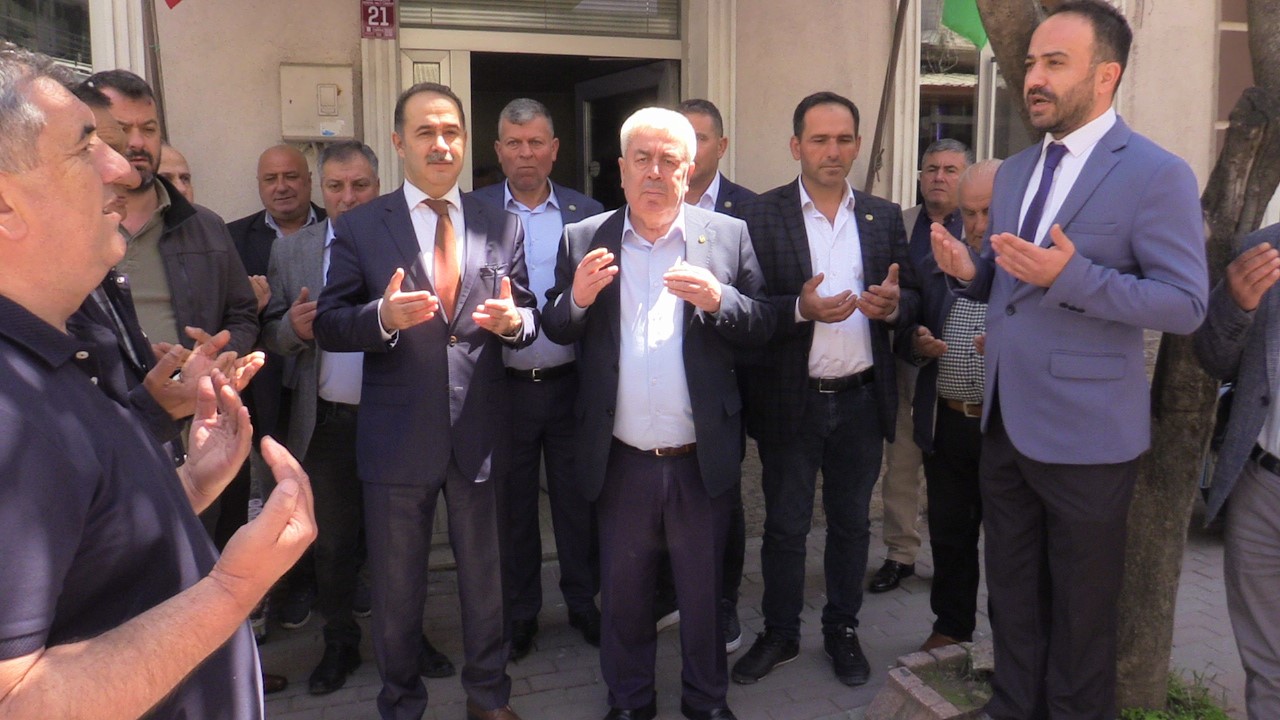 Balıkesir’in Bandırma ilçesinde, 14 Mayıs Çiftçiler Günü dolayısıyla Bandırma Ziraat