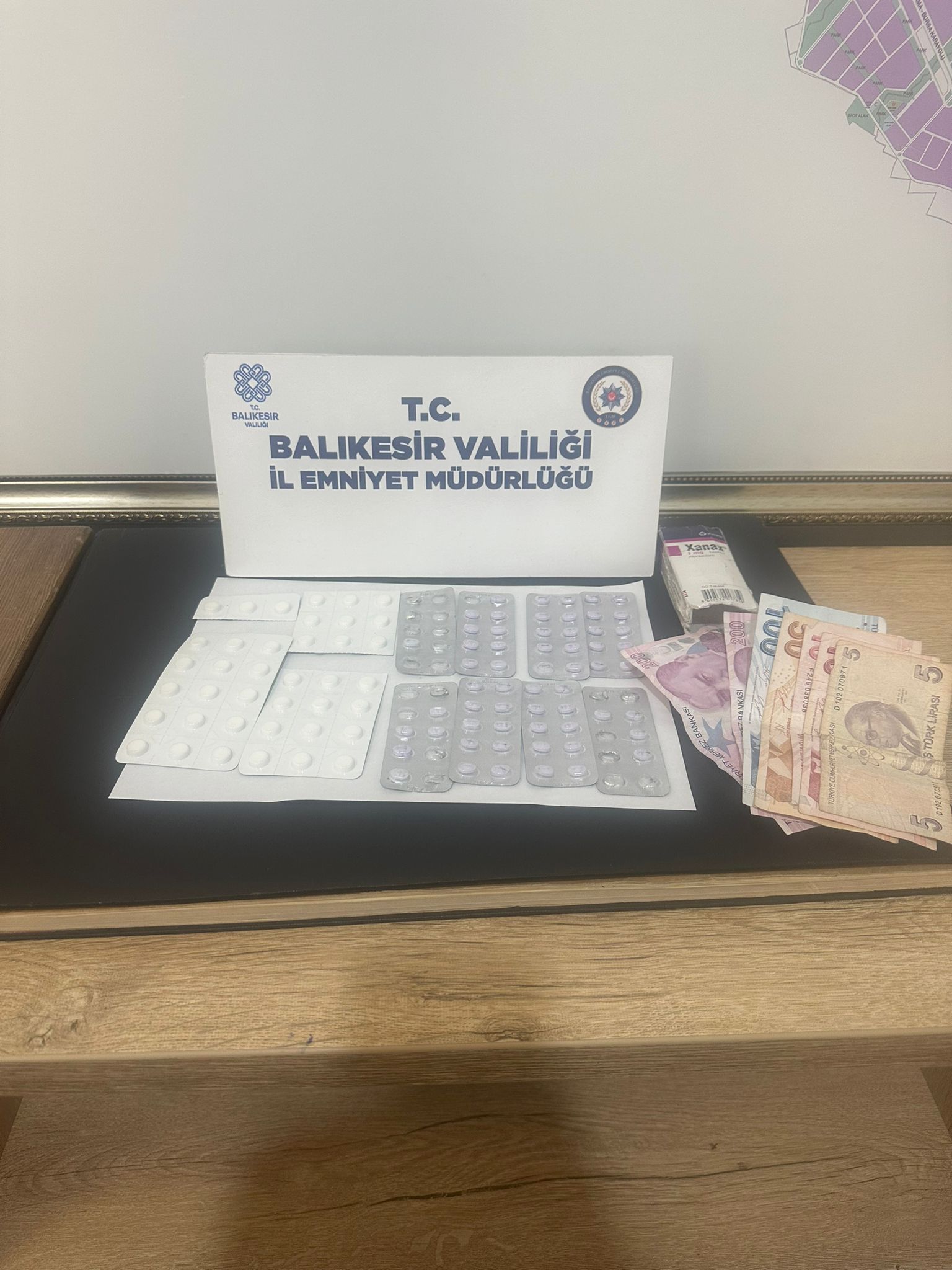 Balıkesir’in Bandırma ilçesinde uyuşturucu ticareti yaptığı belirlenen A.B. isimli şahıs