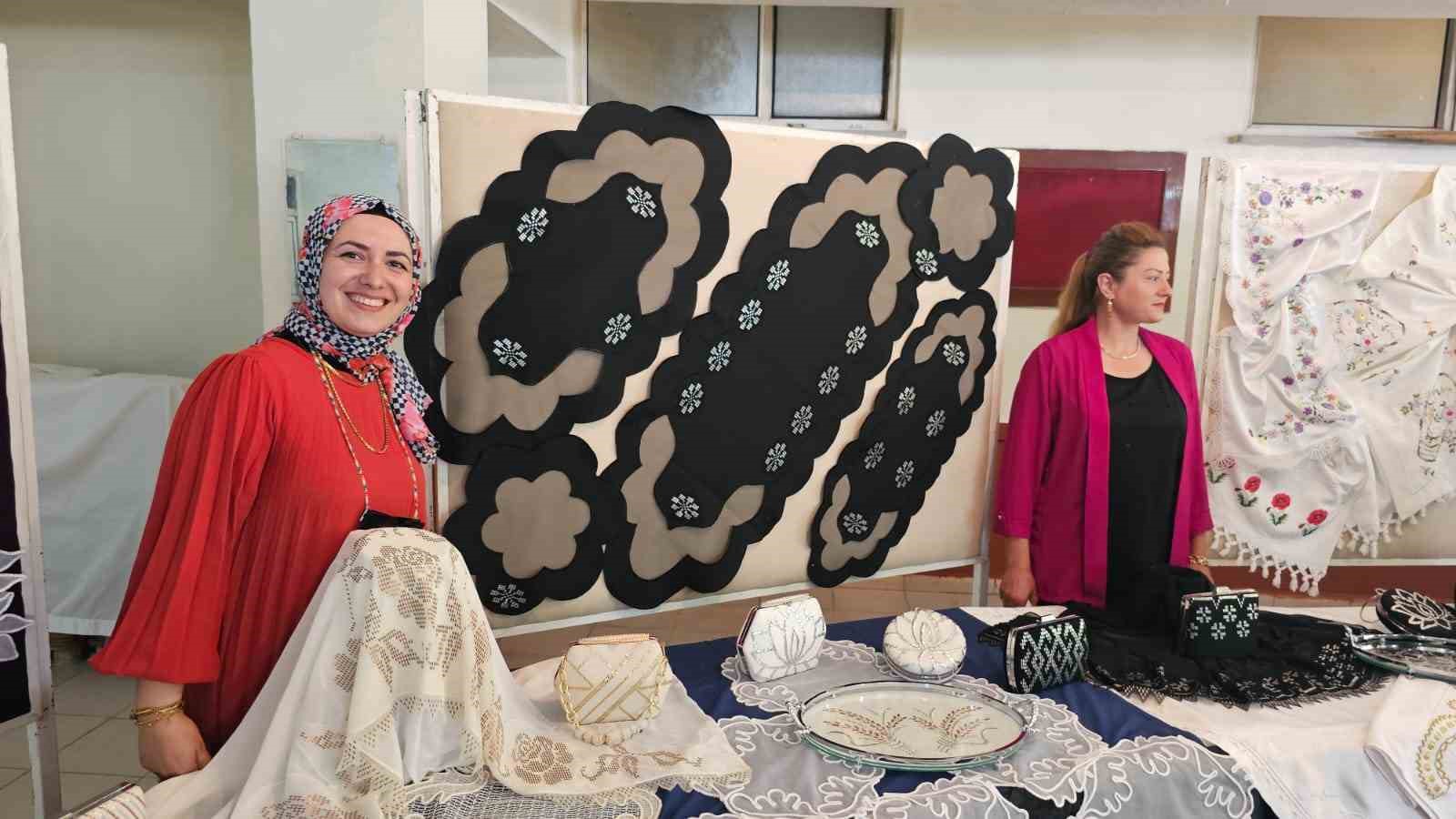 Bandırma Halk Eğitim Merkezi Müdürlüğünce Erikli Mahallesi’nde 30 kursiyerin hazırladığı