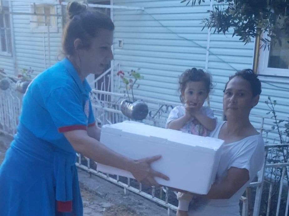 ERDEK’TE ŞAMPİYONA KAPSAMINDA YAKALANAN BALIKLAR İHTİYAÇ SAHİPLERİNE ULAŞTIRILDI Türkiye Sualtı Sporları Federasyonu’nun Erdek’te gerçekleştirdiği Avrupa Afrika Uluslararası Zıpkınla