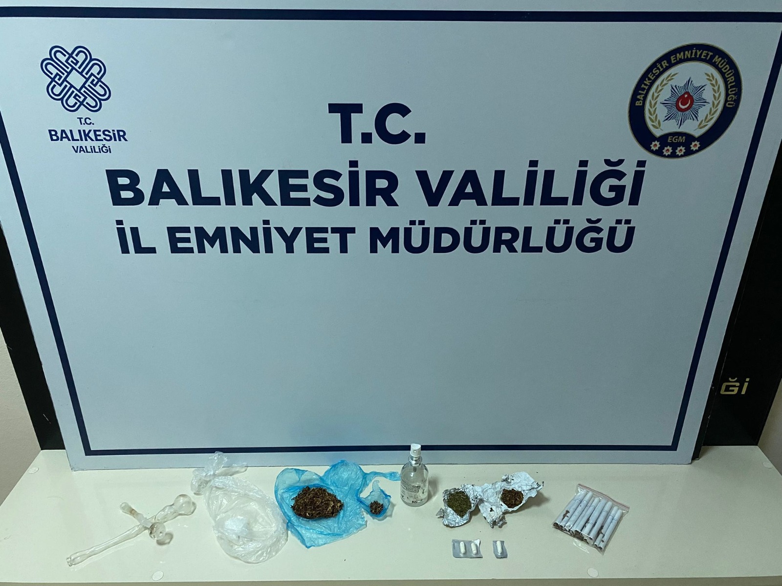Balıkesir’in Bandırma ilçesinde, uyuşturucu veya madde imal ve ticareti yapmak