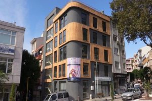 Önceki dönem Bandırma Belediye Başkanı Av. Tolga Tosun döneminde, eğitimde