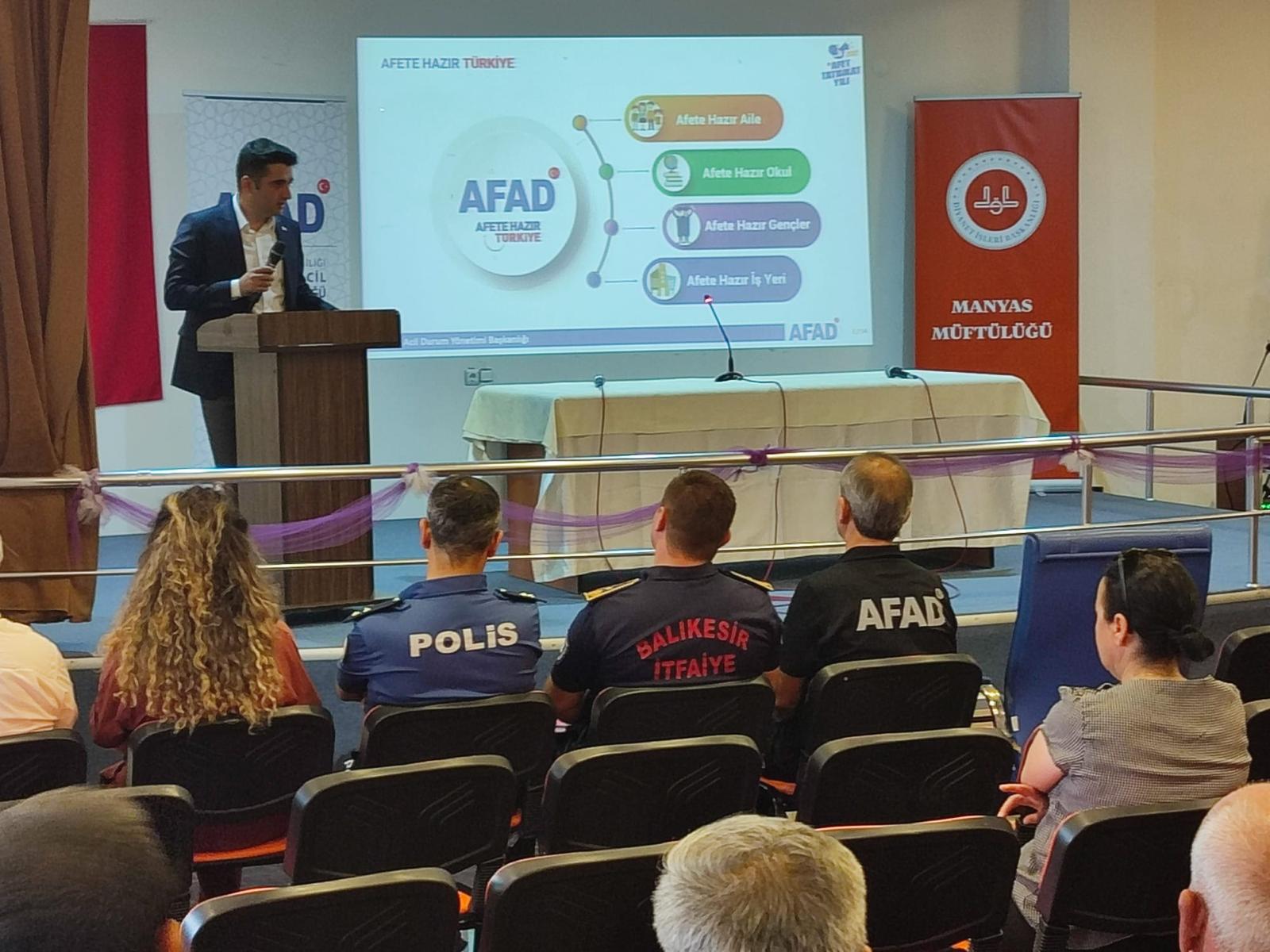 Balıkesir İl Afet Durum Müdürlüğü (AFAD) personeli tarafından Balıkesir’in Manyas