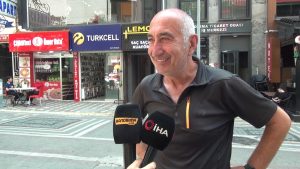 Sokaktaki vatandaşlar, artık madeni para kullanmadıklarını belirterek kumbaralarına en son