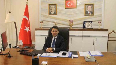 Bir yıl önce asaleten Manyas Kaymakamlığı'na atanan Emre Yeşil, vatani