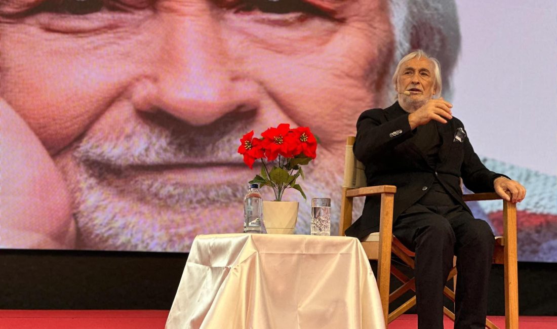 Bu yıl 6’ncısı düzenlenen Kitap Günleri’nde usta sanatçı ve yazar