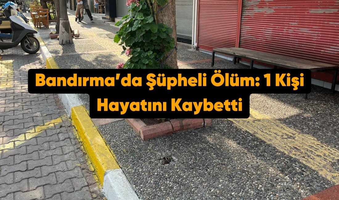 Balıkesir'in Bandırma ilçesinde Atatürk caddesi postahane'nin alt tarafında bulunan otobüs