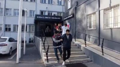 Bursa'da cep telefonu almak isteyen müşterilere, "Anlaşmalı bankalarımız var, sıfır