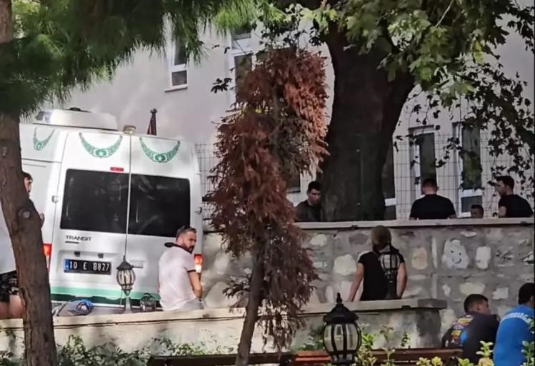 Marmara Adası’nda kıskançlık cinayeti Balıkesir’in Marmara ilçesinde, RoRo işletmecisi Selçuk A. (42), 1 yıl