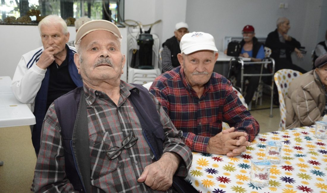 Balıkesir, en yaşlı nüfus oranına sahip 6. İl Balıkesir Planlama ve Kalkınma Ajansı (BAPKA), Dünya Yaşlılar Günü’nde yayımladığı