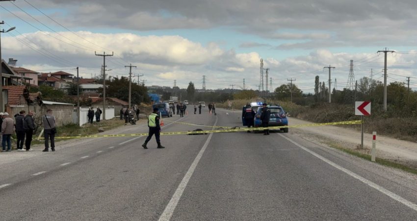 Gönen’de Trafik Kazasında Bisiklet Sürücüsü Hayatını Kaybetti Balıkesir’in Gönen ilçesine bağlı Hasanbey kırsal mahallesinde meydana gelen trafik