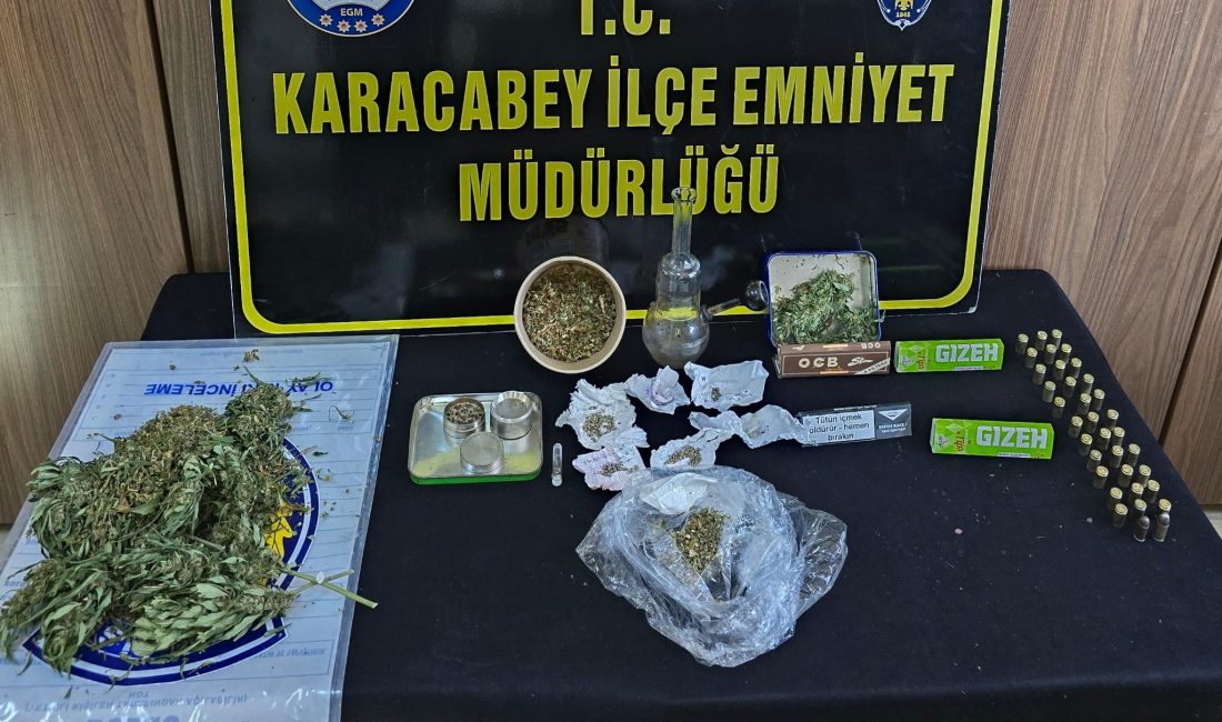 Karacabey'de düzenlenen uyuşturucu operasyonunda gözaltına alınan şüpheli F.Y. (43) çıkarıldığı