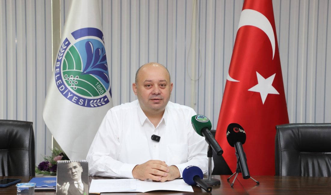 Gönen Belediye Başkanı İbrahim Palaz, düzenlediği basın toplantısında belediyenin son