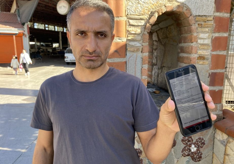 İzmir’in Menderes ilçesinde yaşayan temizlik işçisi, fatura ödemek için mobil