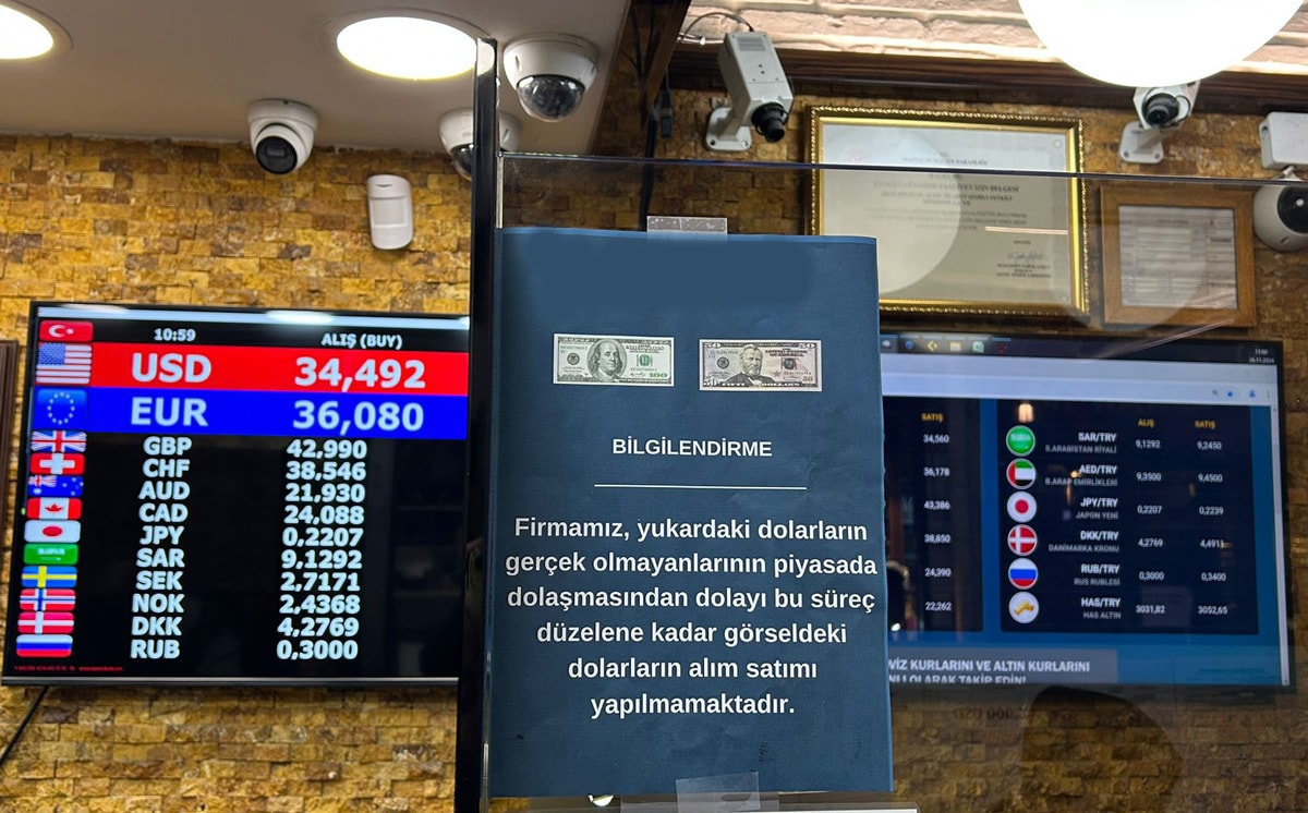 Piyasalar sahte dolar krizi ile çalkalanıyor. Sahte banknotları, para sayma