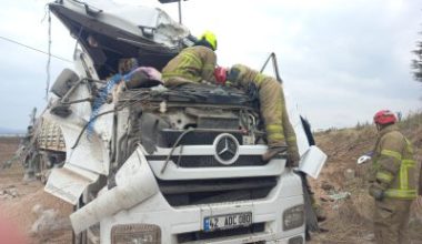 Balıkesir’in Bandırma ilçesi Bandırma-Susurluk karayolu üzerindeki Kuşcenneti Kavşağı'nda meydana gelen