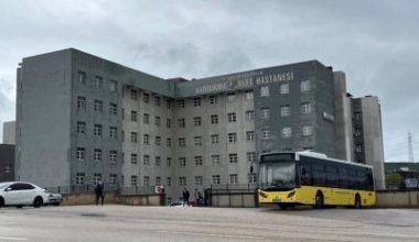 İYİ Parti Balıkesir Milletvekili Turhan Çömez, Bandırma Eğitim ve Araştırma