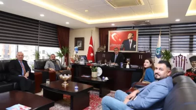 Bandırma Belediyesinde Belediye Başkan Vekili Erhan Elmastaş, önemli bir ziyaret