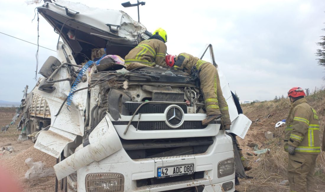 Bandırma’da Trafik Kazası: Sürücü Sıkıştığı Yerden Kurtarıldı Balıkesir’in Bandırma ilçesi Bandırma-Susurluk karayolu üzerindeki Kuşcenneti Kavşağı'nda meydana gelen