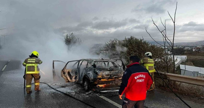 Balıkesir’in Altıeylül ilçesinde meydana gelen olayda seyir halindeki otomobil nedeni