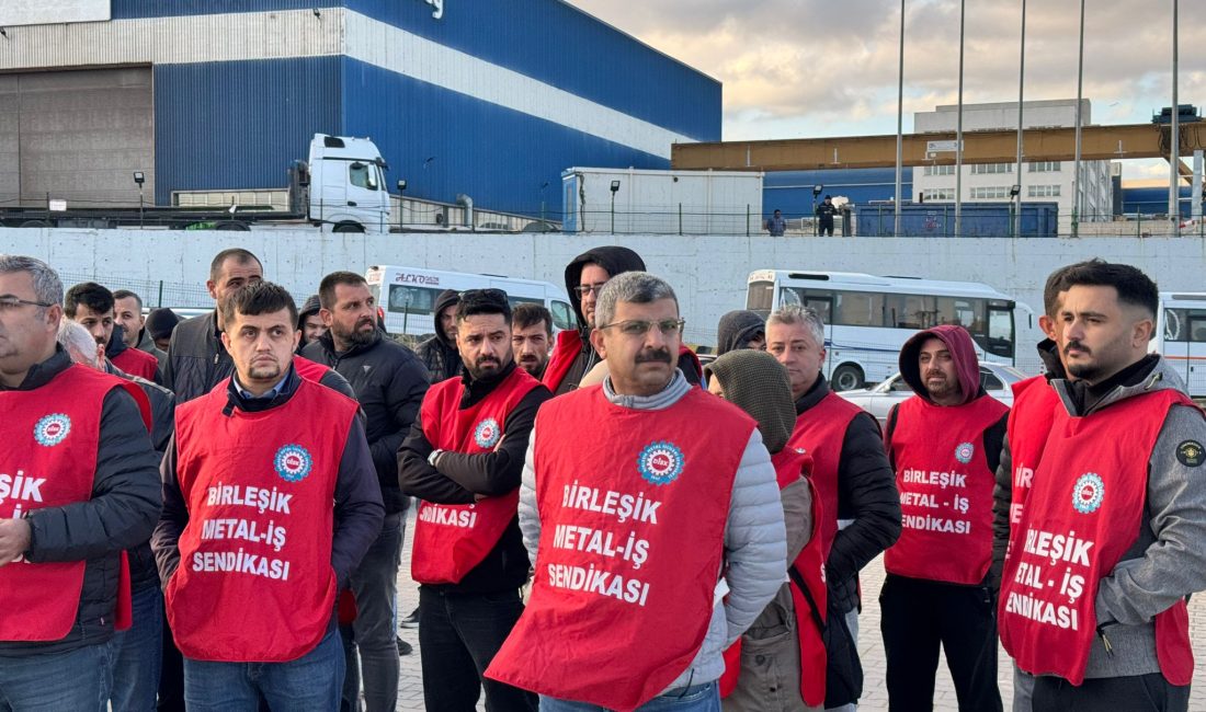 GESBEY işçileri haksız işten çıkarmaları protesto etti Balıkesir'in Bandırma ilçesinde yer alan Organize Sanayi Bölgesi’nde faaliyet gösteren