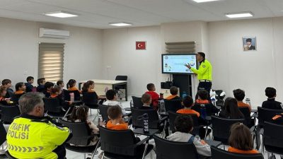 Balıkesir Büyükşehir Belediyesi, 7 ilkokulda yaklaşık 900 öğrenciye trafik eğitimi