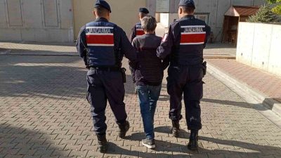 Balıkesir'de jandarma ekipleri tarafından aranma kaydı bulunan 195 şahıs yakalandı.