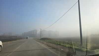 Balıkesir'in Bandırma İlçesinde, sabah yaşanan yoğun sis, deniz ve kara