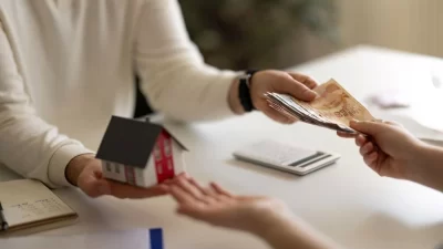 Türkiye’de gayrimenkul sektörüne yönelik önemli bir vergi reformu hazırlanıyor. Yeni