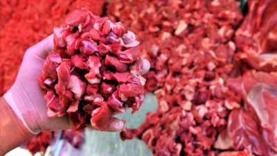Yüksek enflasyonla beraber peş peşe gelen zamlar et fiyatlarını da