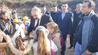 Balıkesir'in Erdek ilçesinde, genç nesillere tarih bilinci aşılamak ve bölgenin