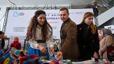 Balıkesir’de faaliyet gösteren kadın kooperatifleri bir araya geldi. Kadın Kooperatifleriyle