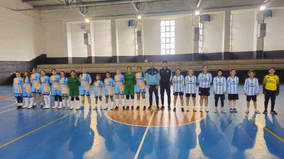Balıkesir’in Bandırma ilçesinde, okul sporları kapsamında düzenlenen yıldız futsal müsabakaları