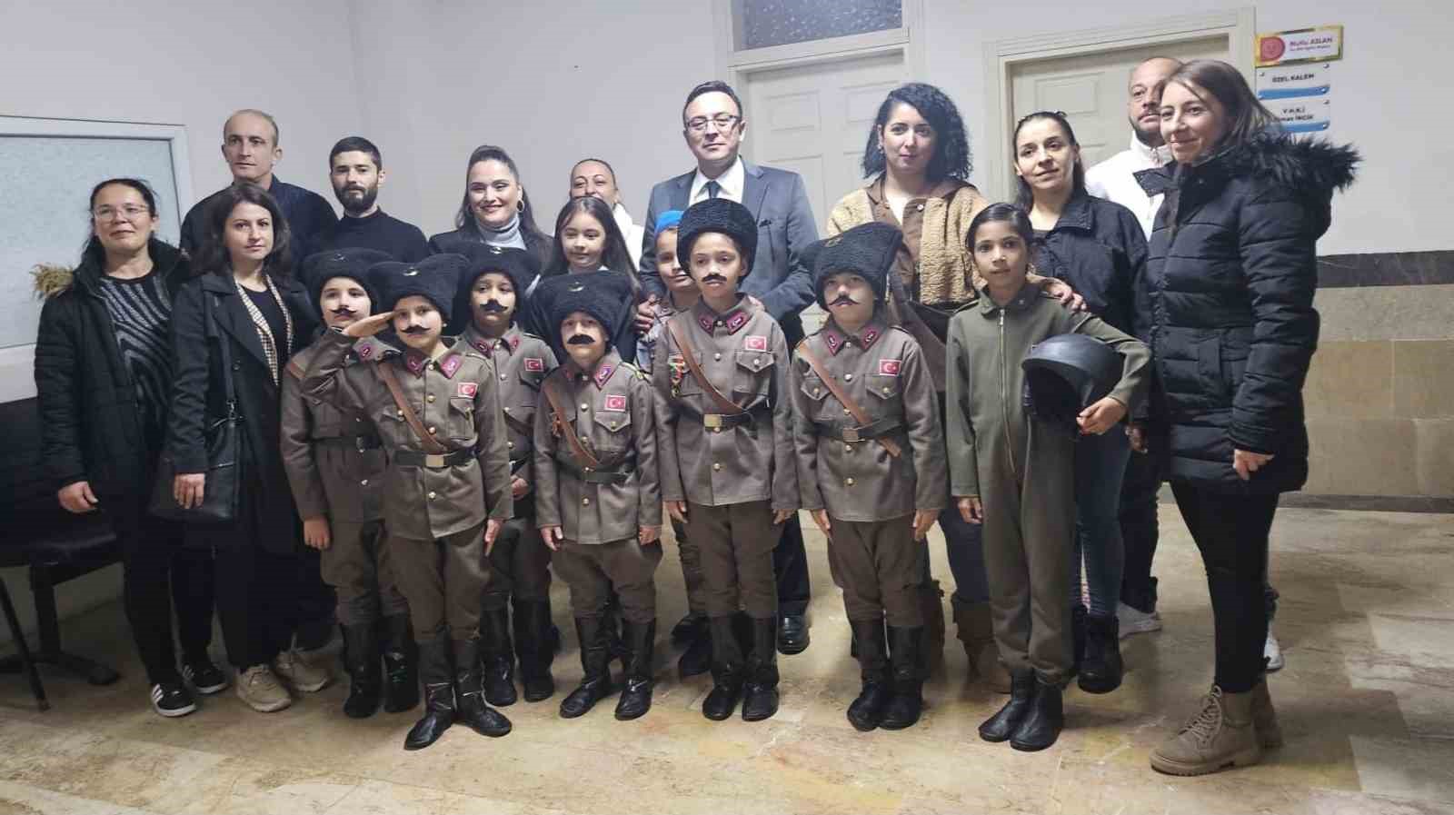 Balıkesir’in Bandırma ilçesinde, Milli Eğitim Bakanlığı’nın "Mümtaz Şahsiyetler" projesi kapsamında