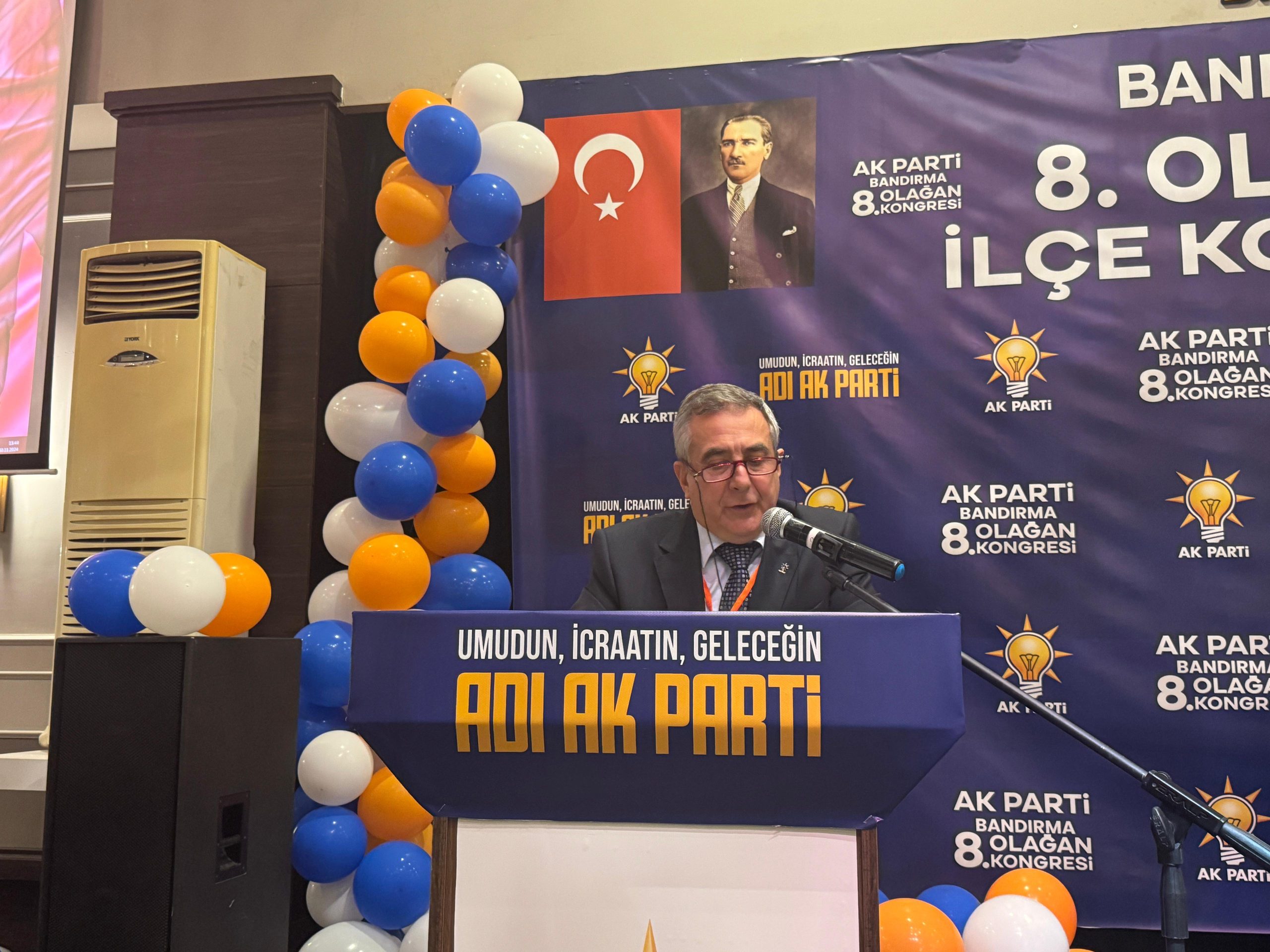 AK Parti Bandırma İlçe Başkanlığı 8. Olağan Kongresi’nde Göksel Karlahan