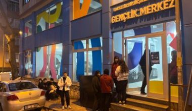 Balıkesir Büyükşehir Belediyesi tarafından yeniden işlevsel hale getirilen Bandırma Gençlik