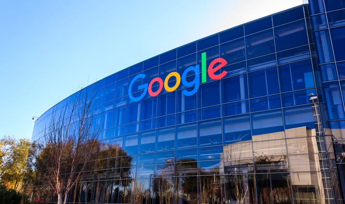 Rekabet Kurulu, Google'a 2.,6 milyar lira idari para cezası verdi.